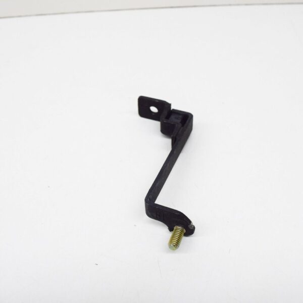 11611747169 - New BMW 5 E34 Engine Cover Rear Left Bracket 11611747169