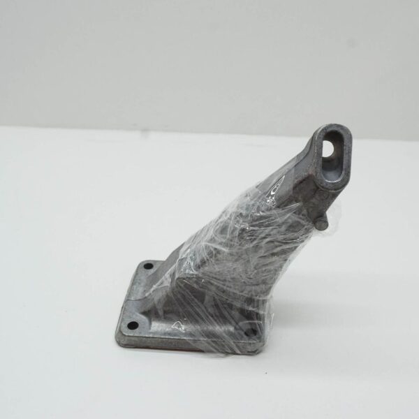 11811127362 - NEW BMW 5 E28 RIGHT SUPPORTING ENGINE BRACKET 11811127362 1127362 ORIGINAL