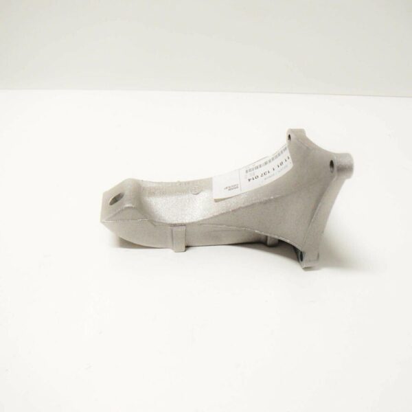 11811137014 - BMW E36 Original Right Engine Mounting Bracket 11811137014