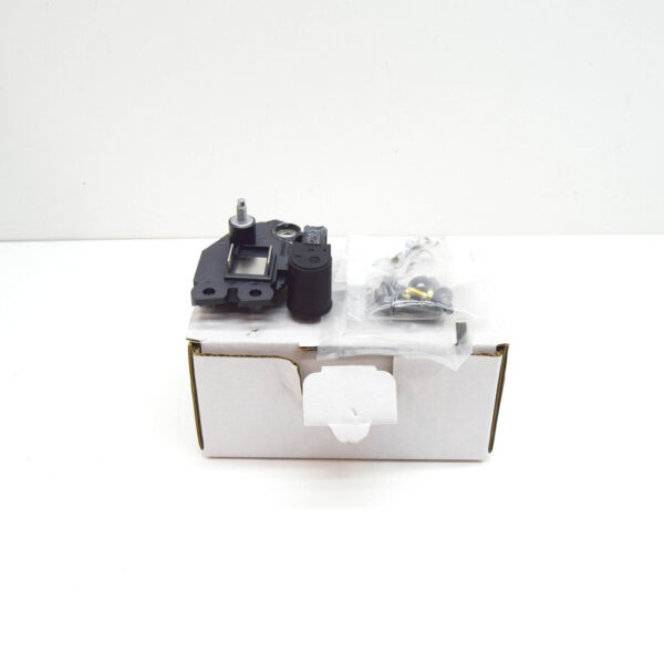 12317603775 - NEW BMW X5 E70 VOLTAGE REGULATOR 12317603775 7603775 ORIGINAL