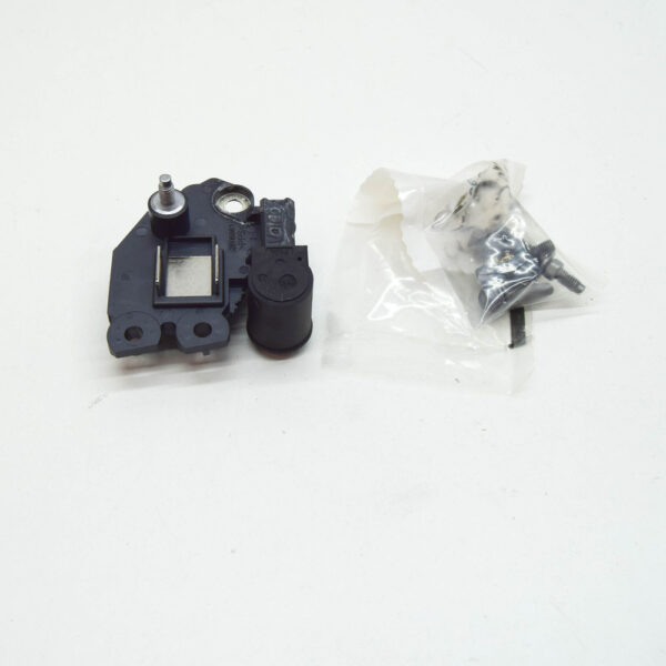 12317603775 - NEW BMW X5 E70 VOLTAGE REGULATOR 12317603775 7603775 ORIGINAL