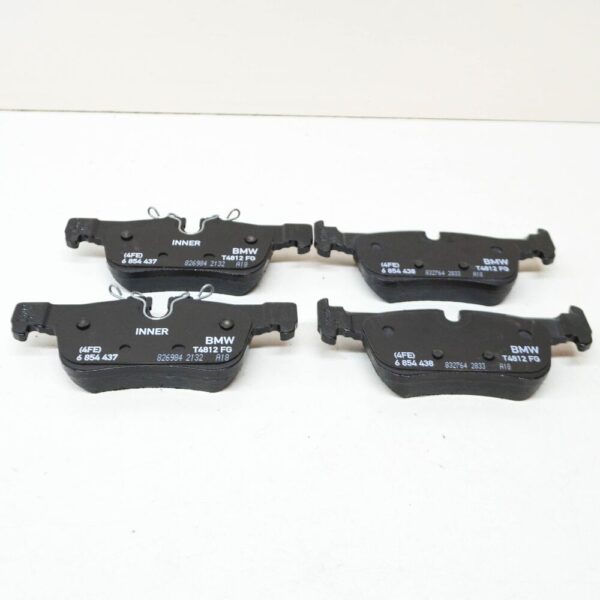 34216860403 - Mini Clubman F54 Repair  for Rear Brake Pads 34216860403 6860403 NEW
