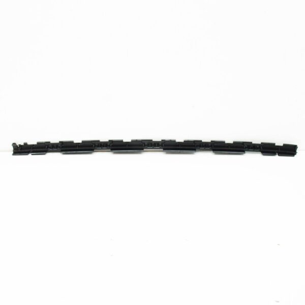 51377390176 - NEW MINI F60 RIGHT SIDE PANEL RETAIN STRIP TRIM 7390176 51377390176 ORIGINAL