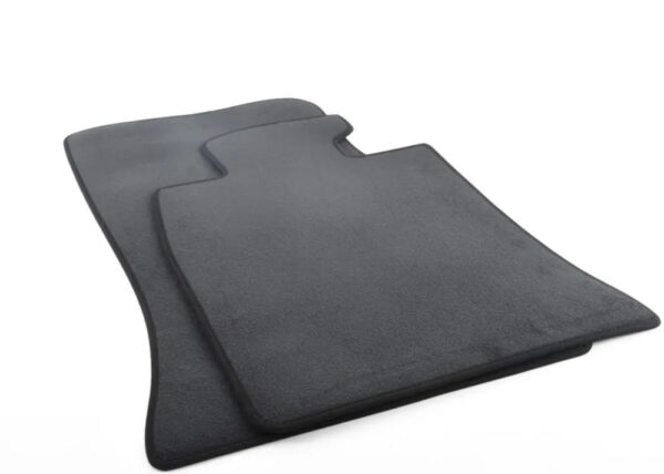 51477324823 - MINI CLUBMAN R55 Front Floor Mat Carpet Set LHD 51477324823 NEW GENUINE