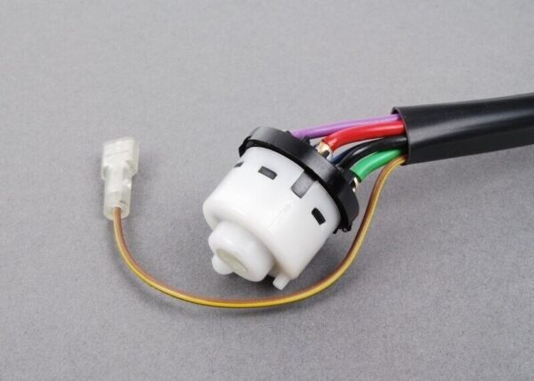 61321366107 - BMW E12 E24 Original 61321366107 Ignition Lock Switch
