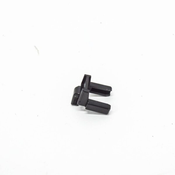 61618162982 - BMW 5 E39 Wiper Blade Guide 61618162982 NEW GENUINE