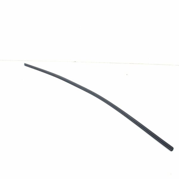 61618217711 - NEW BMW 5 Series E34 WINDSHIELD WIPER RUBBER 61618217711 8217711