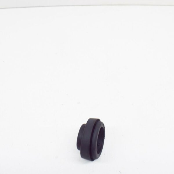 61628244453 - NEW BMW X5 E53 REAR WINDOW WIPER ARM GROMMET 61628244453 8244453 ORIGINAL