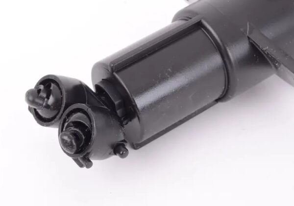 61673416468 - NEW BMW X3 E83 HEADLIGHT WASHER RIGHT SPRAY NOZZLE 61673416468 07-09 ORIGINAL