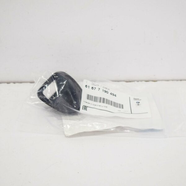 61677190494 - NEW BMW 1 E81 RIGHT HEADLIGHT CLEANING COVER CAP 61677190494