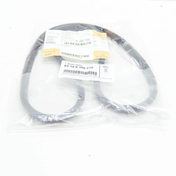 63128380210 - NEW BMW 3 E46 HEADLIGHT SEAL LAMP GASKET 63128380210 OEM