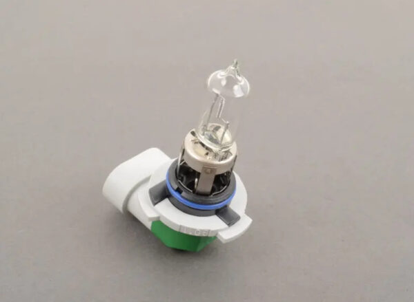 63128384643 - NEW BMW X5 E53 HIR HEADLIGHT BULB 8384643 63128384643