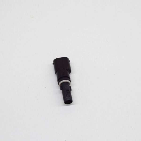 63128389744 - NEW BMW 5 E39 BULB SOCKET 63128389744 8389744