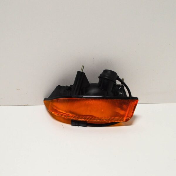 63131372367 - BMW 6 E24 indicator parking light front left 63131372367 NEW REAL