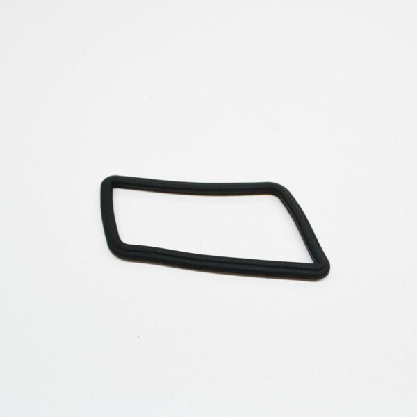 63131811104 - NEW BMW 2000-3.2 COUPE E9 FRONT RIGHT TURN INDICATOR BASE 63131811104 ORIGINAL