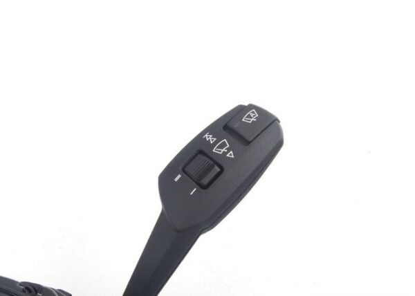 63137165916 - Genuine BMW E46 Extra Right Direction Indicator 63137165916