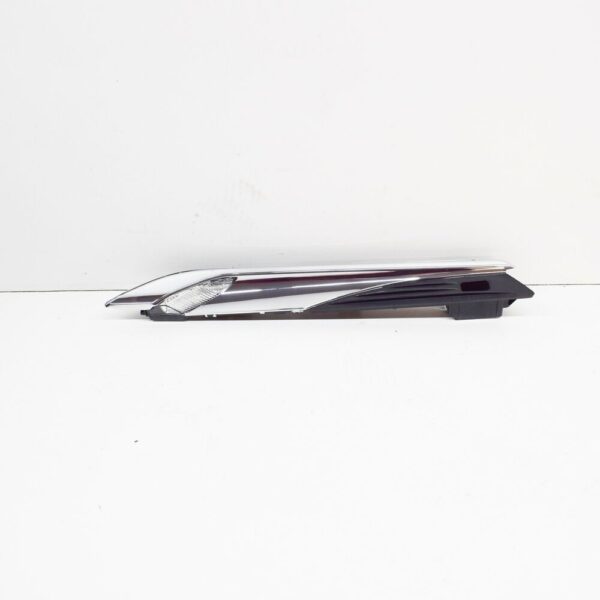 63137221862 - NEW BMW 6 F12 FRONT RIGHT ADDITIONAL TURN INDICATOR LAMP 63137221862 ORIGINAL