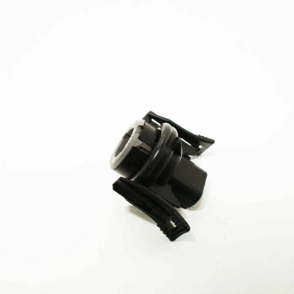 63138361002 - BMW E38 E39 Original Direction Indicator Bulb Holder 63138361002