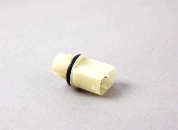 63141376979 - BMW E32 E34 bulb hoof for side light supplier 63141376979 G