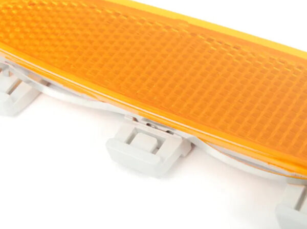 63147839043 - NEW BMW 3 SERIES E90 E92 E93 M3 FRONT BUMPER N/S LEFT SIDE REFLECTOR