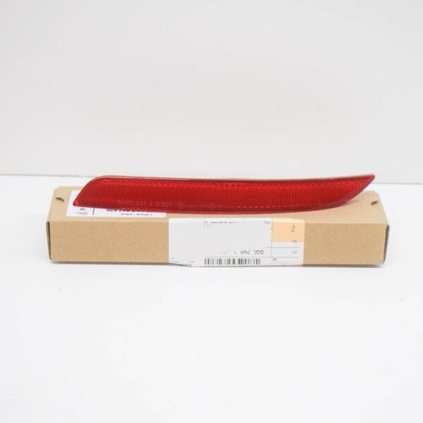 63147842956 - NEW BMW 5 F10 REAR BUMPER REFLECTOR RIGHT SIDE 63147842956 ORIGINAL