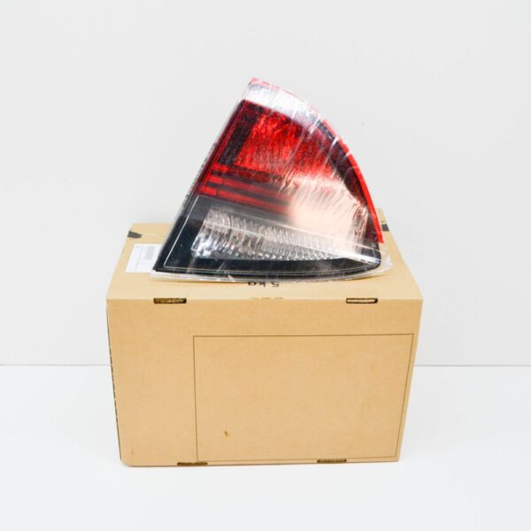 63210411420 - NEW BMW 3 TOURING E91 REAR RIGHT INNER TAILLIGHT 63210411420 0411420 ORIGINAL