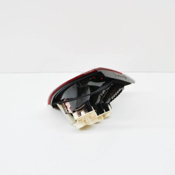 63210411420 - NEW BMW 3 TOURING E91 REAR RIGHT INNER TAILLIGHT 63210411420 0411420 ORIGINAL