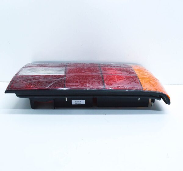 63211385382 - BMW 3 E30 Rear Right Taillight 63211385382 1385382 NEW