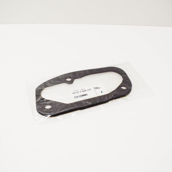 63217046137 - NEW BMW X5 E70 REAR LEFT TAILLIGHT GASKET SEAL 63217046137 7046137 2008 ORIGINAL