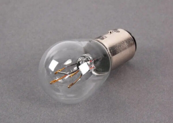 63217160793 - NEW BMW 114 89V3 E12 E21 E23 E24 E28 E3 E30 E31 E32 BULBS 63217160793 84-03