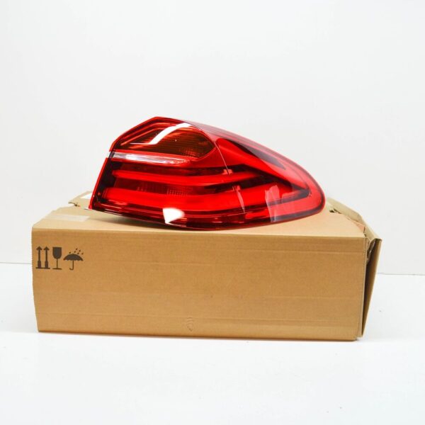 63217331280 - BMW X4 F26 Rear Right Taillight Lamp 7331280 63217331280 NEW GENUINE