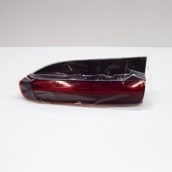 63217433798 - BMW X4 G02 Tailgate Tail Light Rear Right 63217433798 NEW