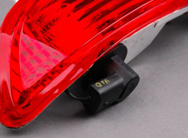 63217841121 - NEW BMW 6 CABRIO E64 REAR LEFT TAILLIGHT 63217841121 7841121 ORIGINAL