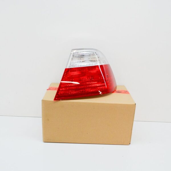 63218383826 - NEW BMW 3 E46 REAR RIGHT TAILLIGHT 63218383826 8383826 ORIGINAL