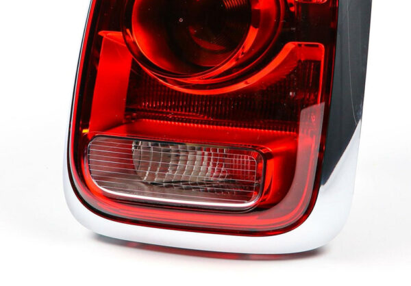 63219477152 - NEW MINI -LANDSMANN F60 REAR RIGHT TAIL LIGHT 63219477152 9477152 GENUINE