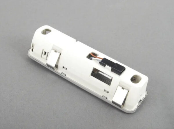 63318366434 - NEW BMW 5 E39 REAR RIGHT READING LIGHT 8366434 63318366434 ORIGINAL
