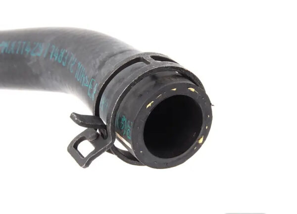 64213400415 - NEW BMW X3 E83 ENGINE INLET AND HEATER CONTROL VALVE HOSE 64213400415 ORIGINAL