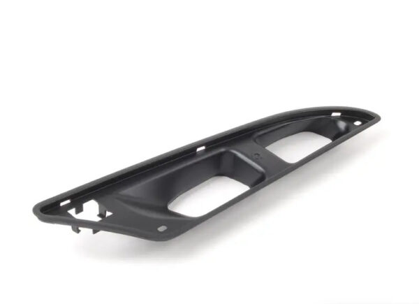 64228383676 - New Genuine BMW 7 Series E38 Front Indirect Fresh Air Grille Housing 8383676 OEM