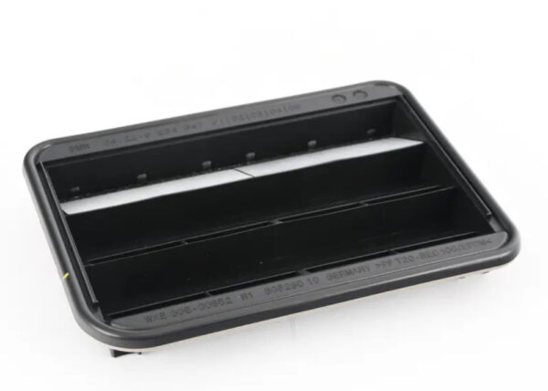 64229284647 - NEW BMW 4 COUPE F82 REAR BODY VENTILATION GRILLE 9284647 64229284647 GENUINE