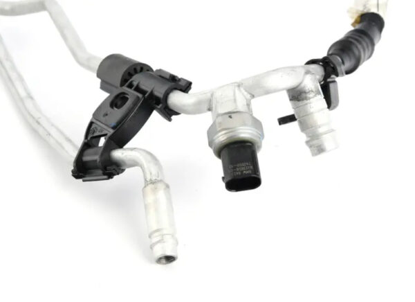 64539337124 - NEW BMW 3 F30, F80 A/C REFRIGERANT DISCHARGE HOSE 9337124 64539337124 ORIGINAL