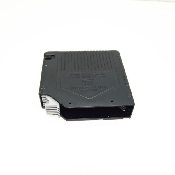 65128375836 - BMW 7 E38 CD Magazine Changer 65128375836 8375836 NEW
