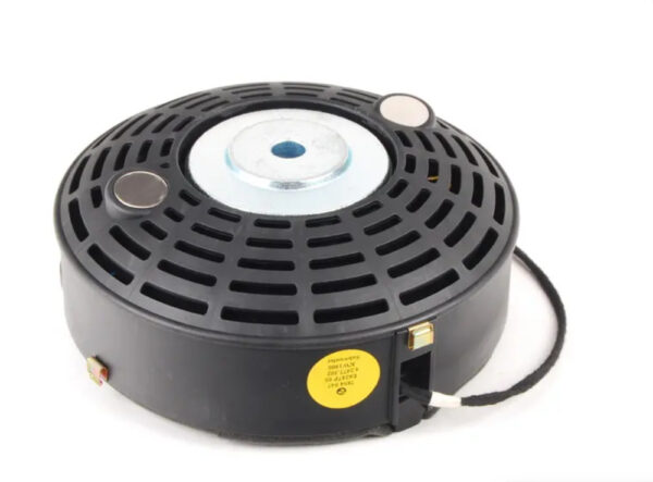 65137894047 - NEW BMW 5 E39 SUBWOOFER 65137894047 7894047 ORIGINAL
