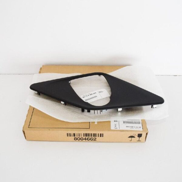 65139286644 - BMW 6 Cabriolet F12 Dashboard Speaker Cover 65139286644 LHD NEW