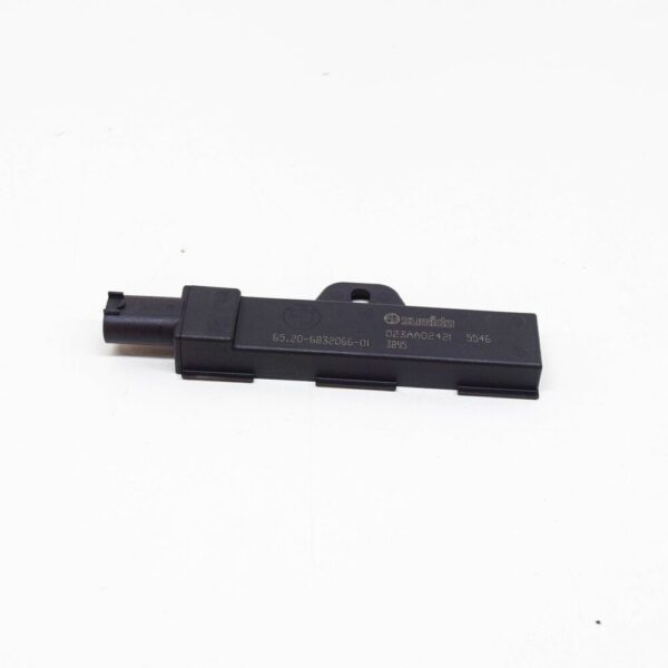 65206832066 - NEW BMW 1 EXTERIOR KEYLESS ENTRY AERIAL ANTENNA 6832066 65206832066 ORIGINAL