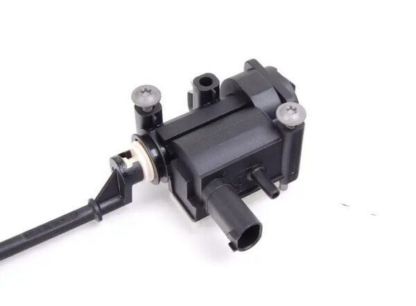 67117200674 - NEW BMW 5 F10 FILLER FLAP ACTUATOR 67117200674 7200674 ORIGINAL