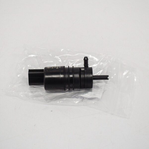 67126934160 - NEW BMW 5 SERIES F10 WINDSHIELD WASHER PUMP 67126934160 6934160 ORIGINAL