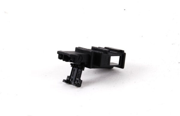 3B0972712 - ŠKODA SUPERB MK3 seat heater flat connector housing front 3B0972712 NEW original