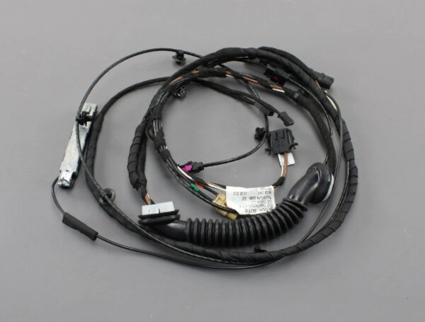 3T0971147AL - New SKODA SUPERB MK2 3T Tailgate Wiring Harness 3T0971147AL Genuine
