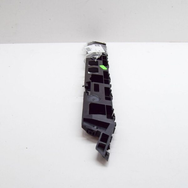 3V9807394 - SKODA SUPERB MK3 REAR RIGHT BUMPER GUIDE PROFILE 3V9807394 NEW