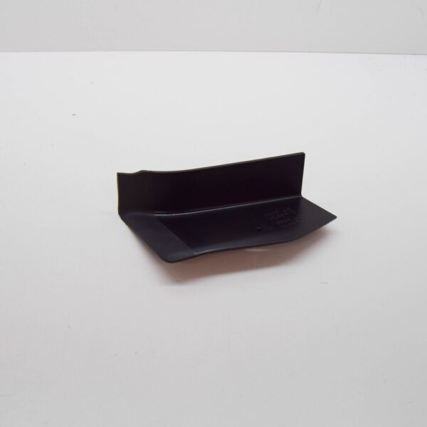 3V9945311A - SKODA SUPERB MK3 ESTATE REAR LEFT OUTER LAMP TRIM 3V9945311A NEW GENUINE